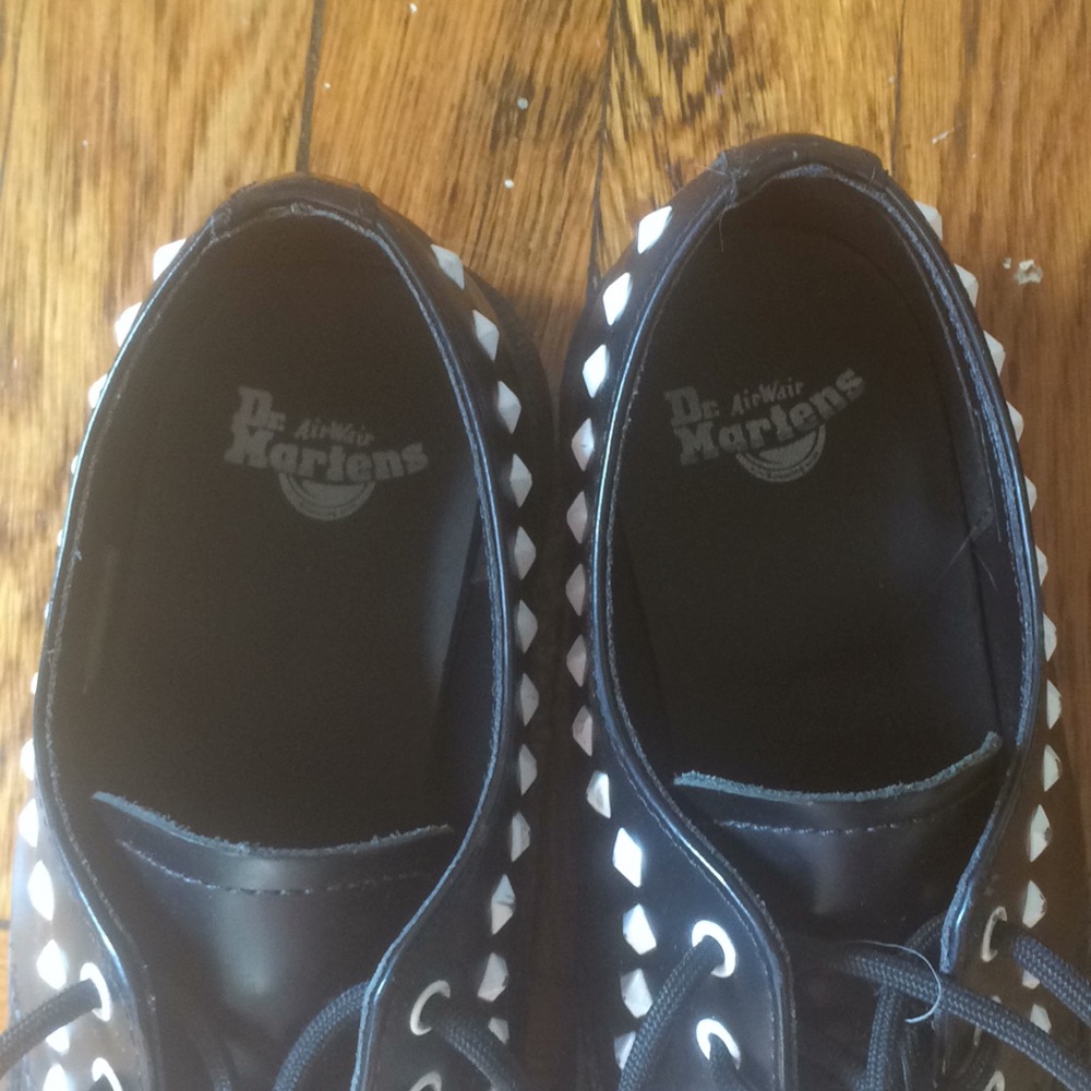 Gorgeous studded Dr. Martens “Willis” creepers - Picture 5 of 7